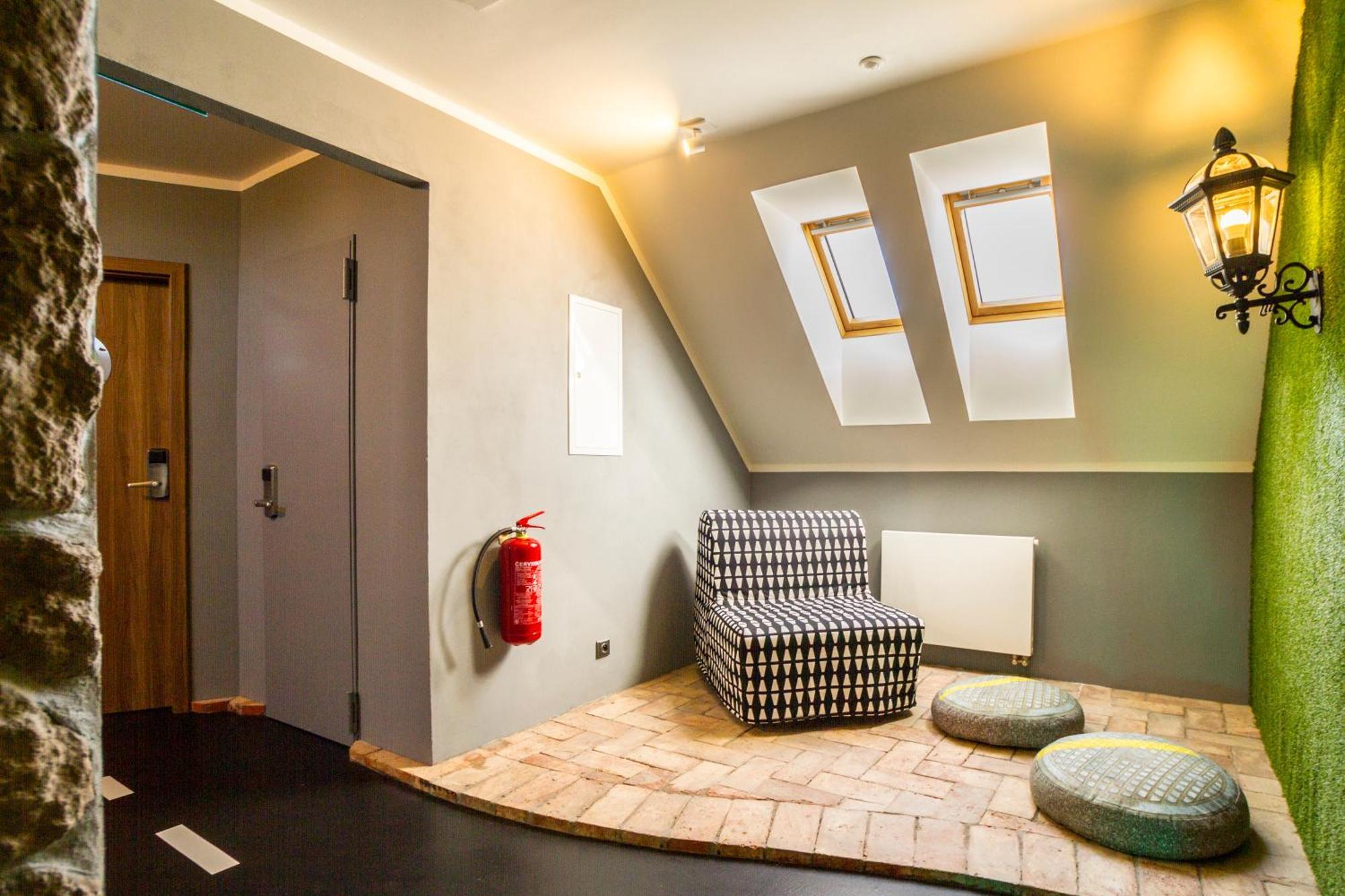 Chateau Nightingales Hostoun エクステリア 写真